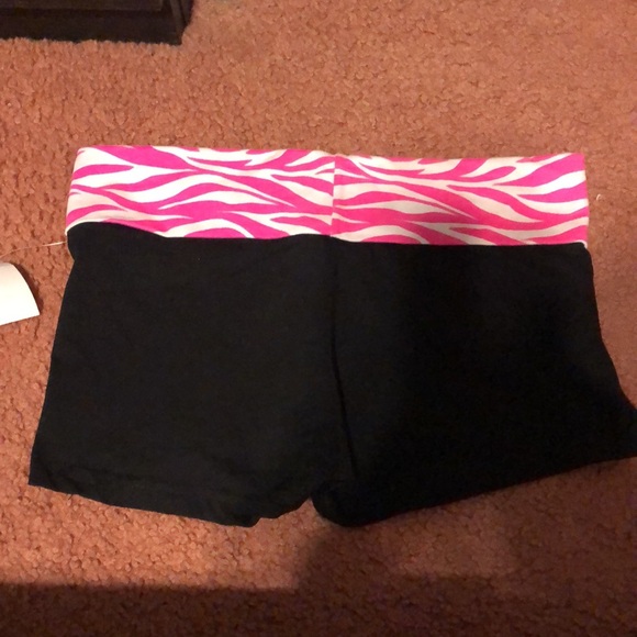 Women's Vintage Deb Black and Pink Zebra Print Shorts - Picture 4 of 4